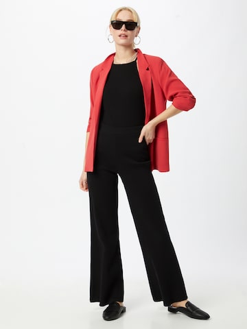 SOAKED IN LUXURY - Blazer 'Shirley' en rojo