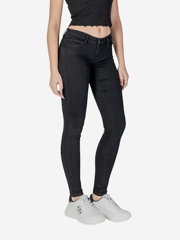 GUESS Skinny Jeans in Zwart