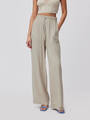 LeGer by Lena Gercke Wide leg Broek 'Saskia' in Beige: voorkant