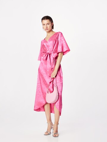 Robe 'RETRIEVE' Y.A.S en rose