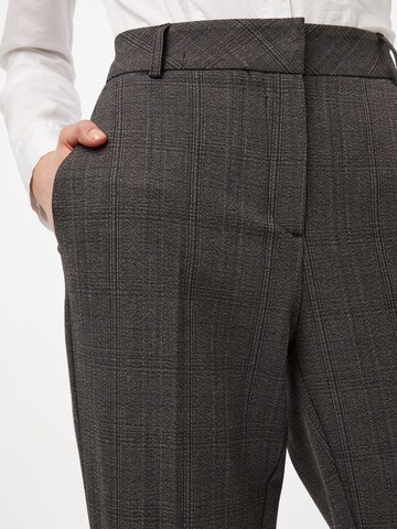 SELECTED FEMME Regular Pantalon 'Ria' in Grijs