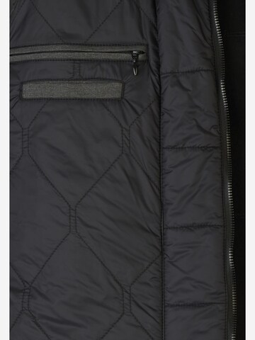 HECHTER PARIS Between-Season Jacket in Black