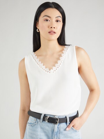 Hailys Top 'SL P TP Ka44tie' in White: front