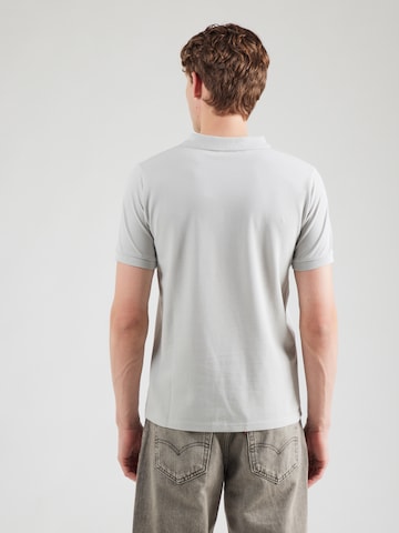 T-Shirt 'Sinan' ABOUT YOU en gris