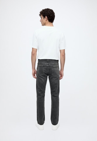 GAP Regular Jeans in Black