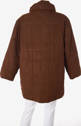 Malva Jacket & Coat in XL in Brown