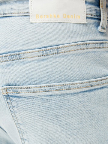 Bershka Regular Jeans in Blue