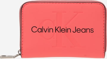 Calvin Klein Jeans Wallet in Pink: front