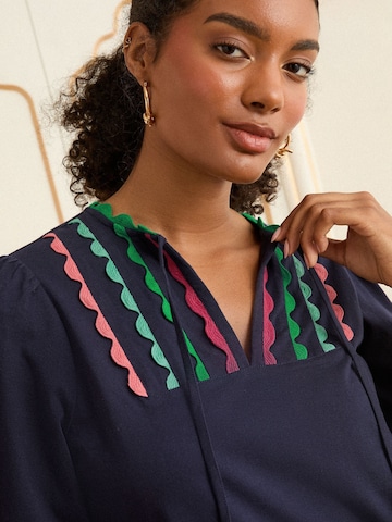 love & roses T-shirt i blå