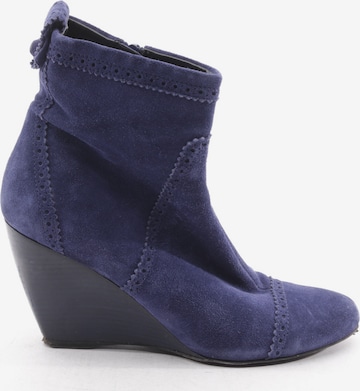 Balenciaga Dress Boots in 37,5 in Blue: front