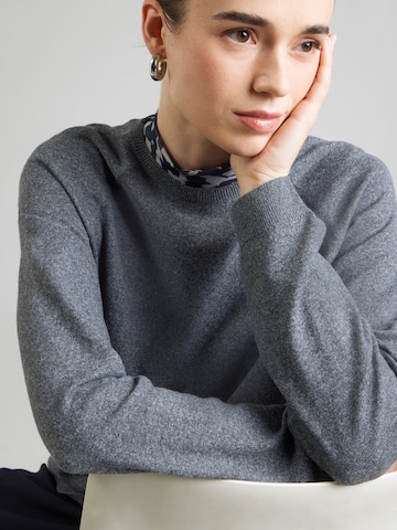 PIECES - Jersey 'PCBREE' en gris