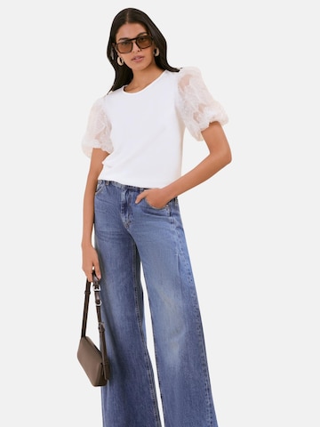 Friends Like These Blouse in Beige: voorkant