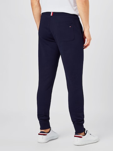 Tapered Pantaloni di TOMMY HILFIGER in blu