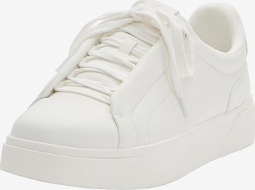 Baskets basses Pull&Bear en blanc : devant