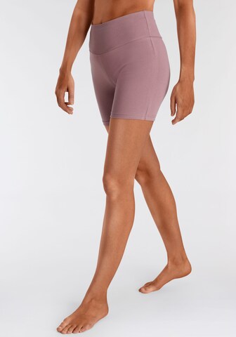LASCANA Skinny Sporthose in Lila: Vorderseite