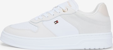 Sneaker bassa di TOMMY HILFIGER in bianco: frontale