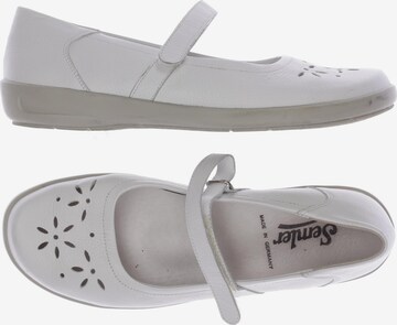 SEMLER Flats & Loafers in 37 in White: front