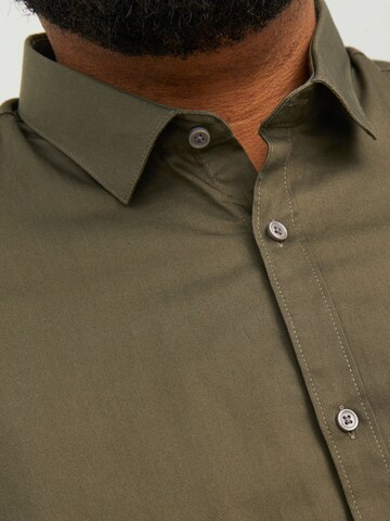 Jack & Jones Plus Comfort Fit Skjorte i grøn