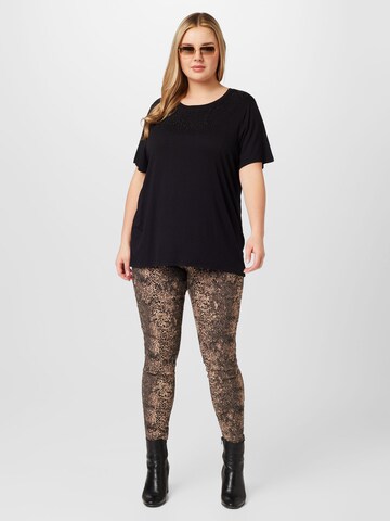 ONLY Curve T-Shirt 'GITTA' in Schwarz