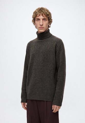 Lindbergh Sweater in Brown: front