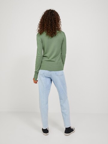 JJXX Sweater in Green: front