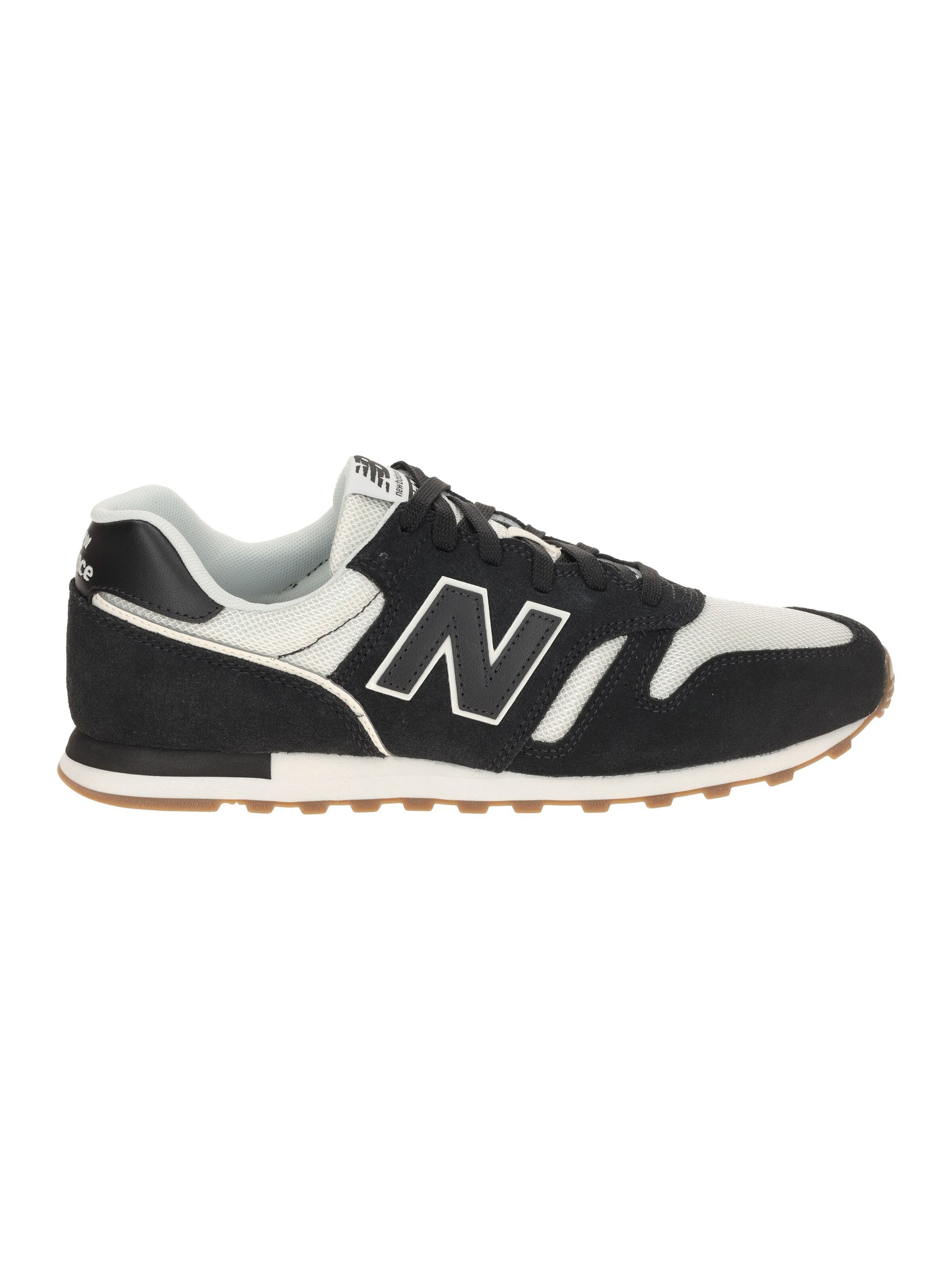 new balance Sneakers in Black