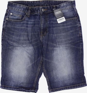 BENCH Shorts in 34 in Blue: front
