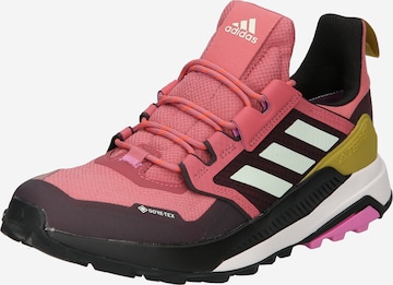 adidas Terrex Low shoe 'Trailmaker' in Pink: front