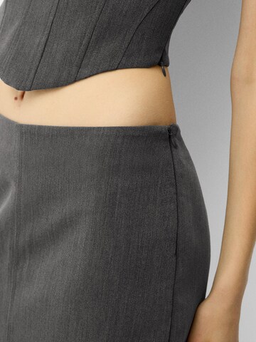 Skinny Pantalon Bershka en gris