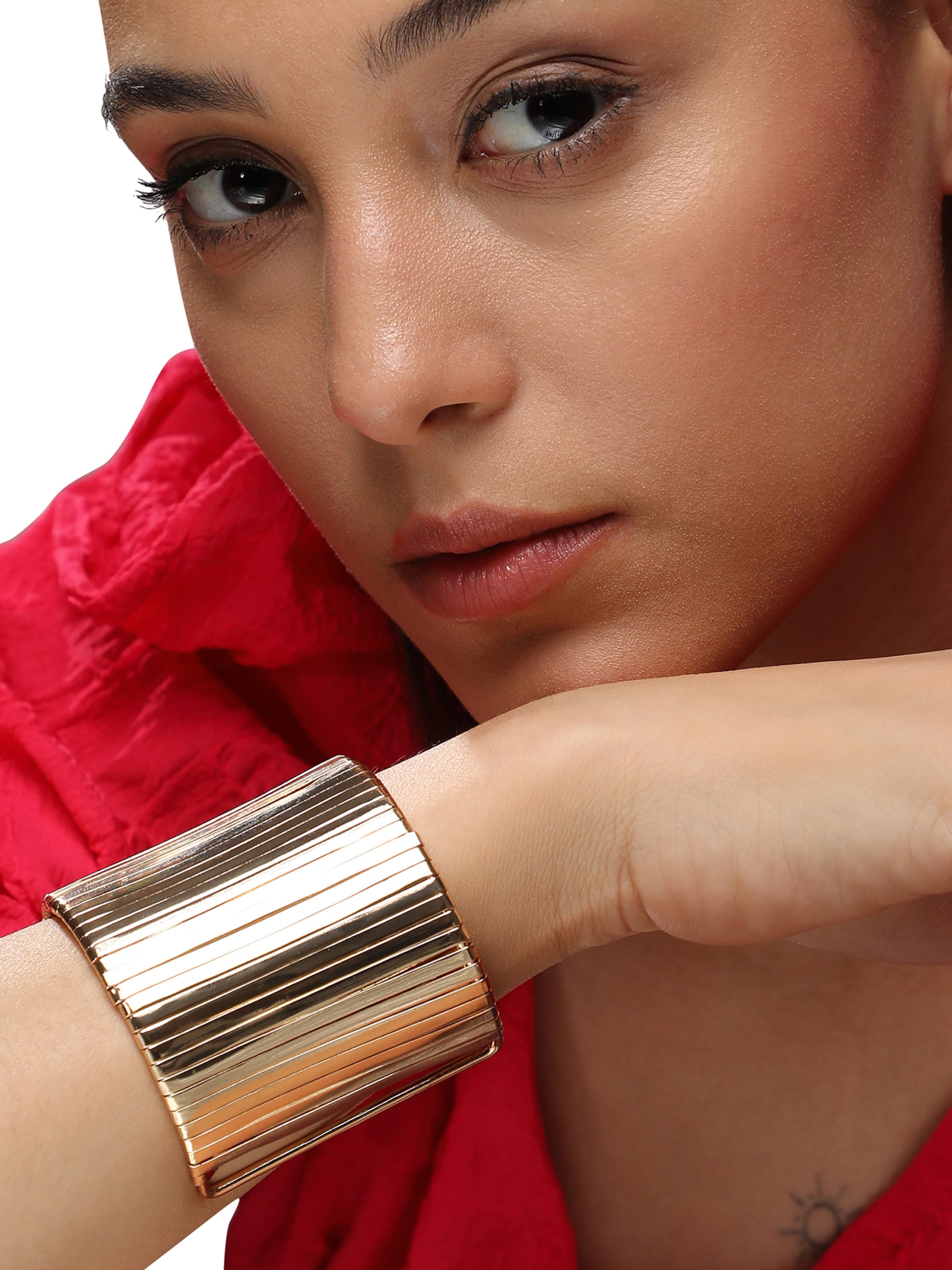 SOHI Браслет ' Manka ' в Золотой: спереди