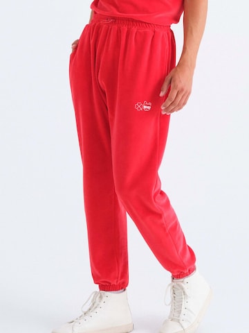 Rockupy Regular Hose 'Varun'‌‌‌‌‌‌‌‌ in Rot