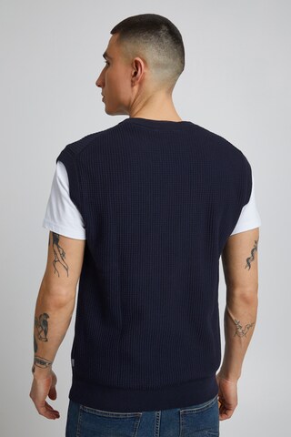 !Solid Sweater Vest in Blue