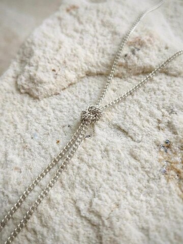 Kamiko Necklace 'HEY' in Silver