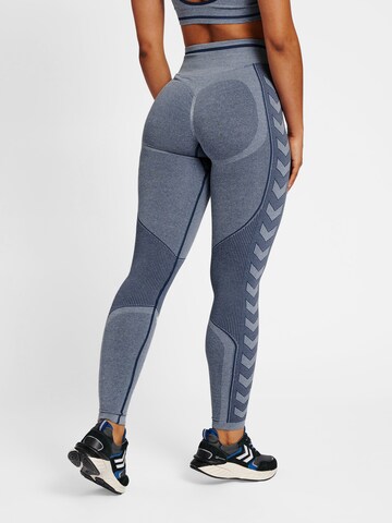 Hummel Skinny Sporthose in Blau