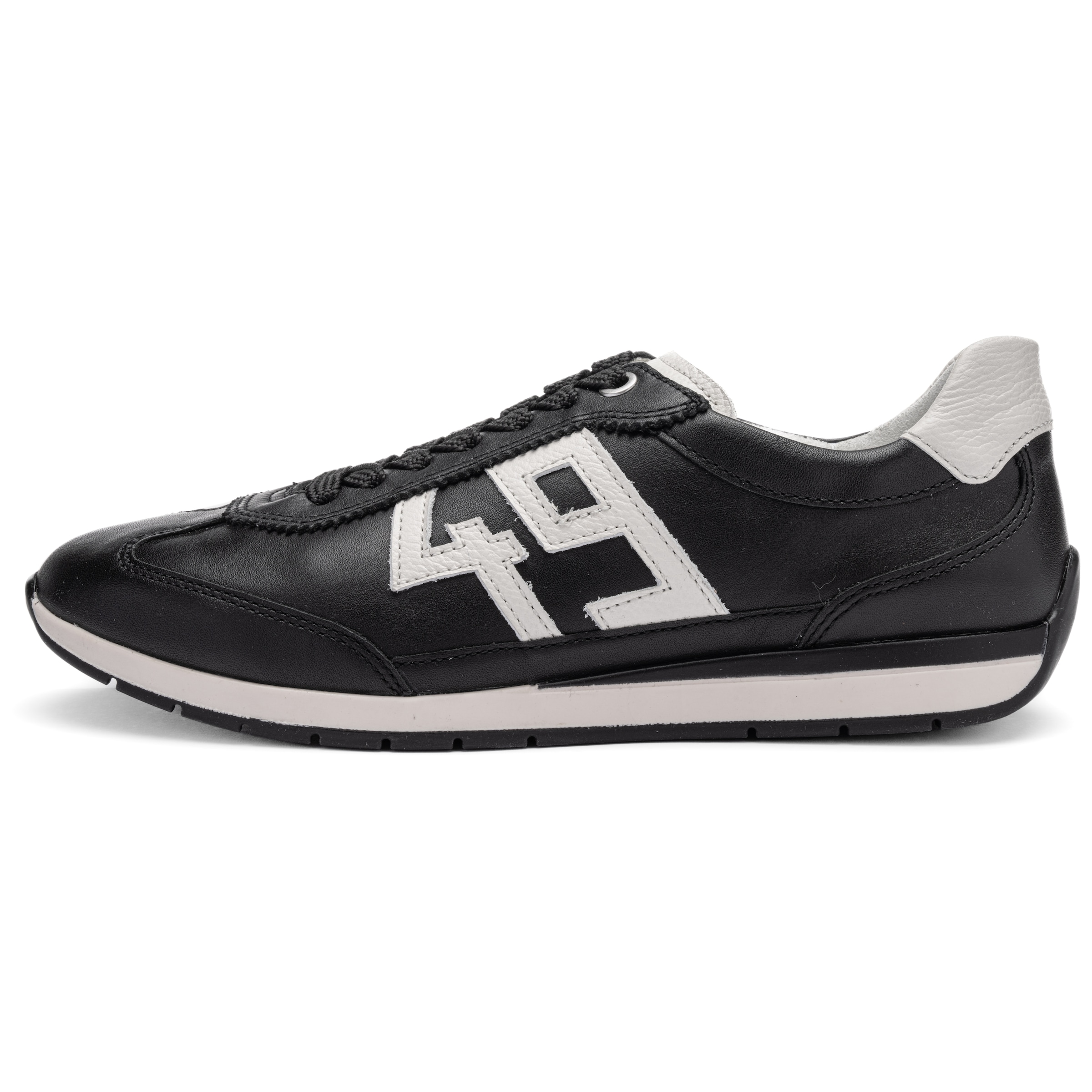 ARA Sneakers in Black