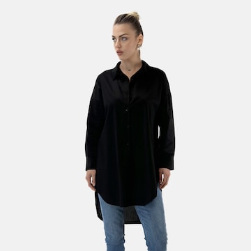 Elara Shirt dress in Red: front