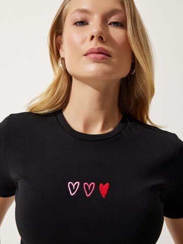 Happiness İstanbul Тениска в черно