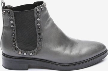 STEFFEN SCHRAUT Dress Boots in 38 in Grey: front