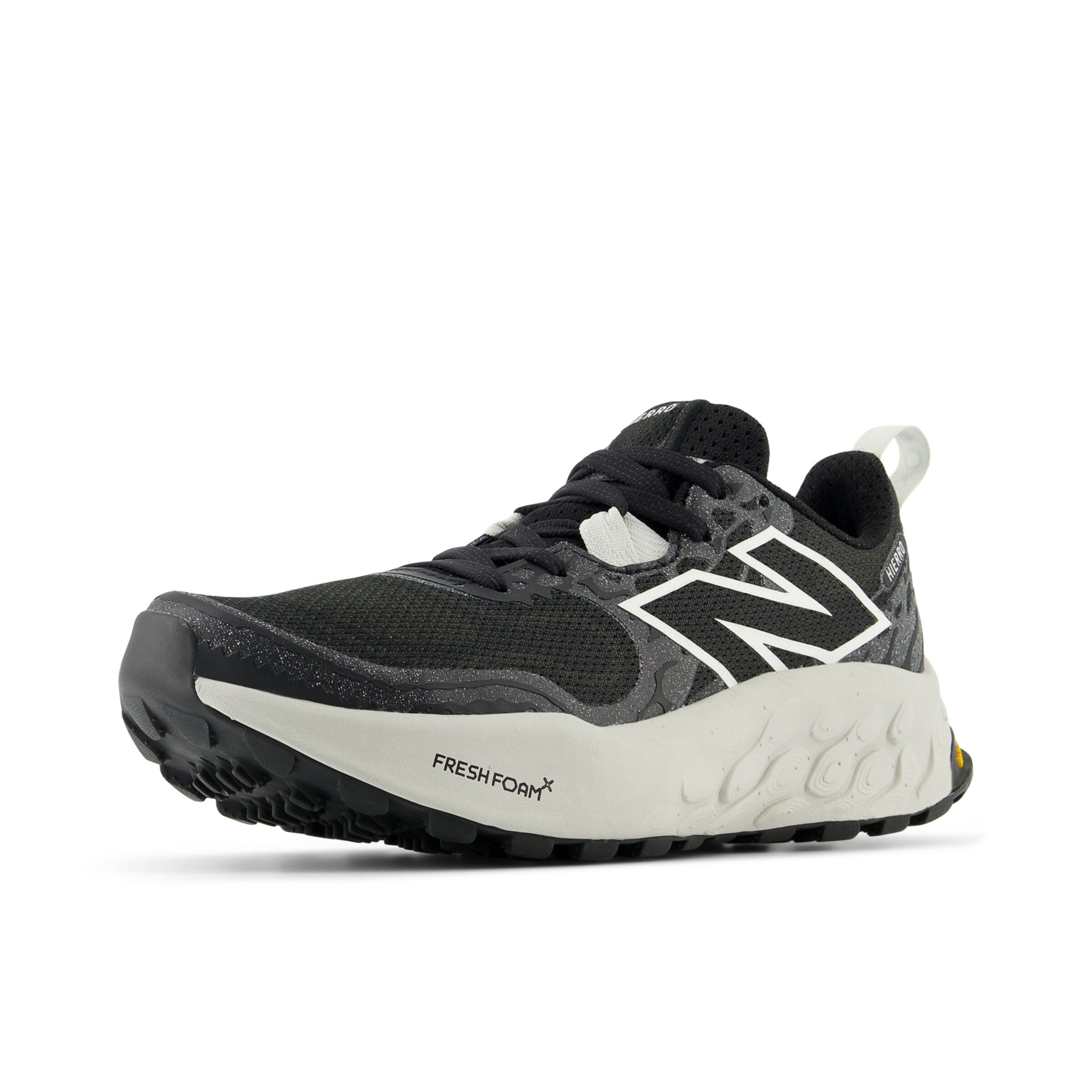 Chaussure de course 'Fresh Foam X Hierro v8' new balance en noir : devant