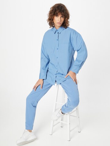 Abercrombie & Fitch - Blusa en azul
