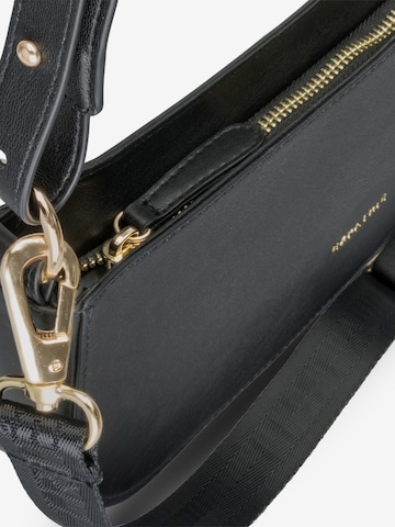 Expatrié Shoulder Bag 'Féline' in Black