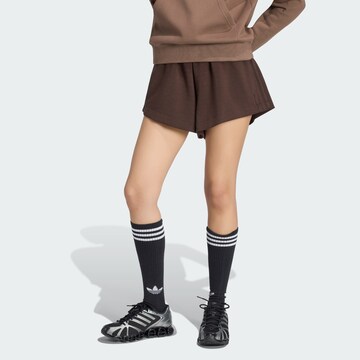 Loosefit Pantalon de sport ADIDAS ORIGINALS en marron : devant