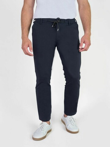 Effilé Pantalon chino 'Malo' Le Temps Des Cerises en bleu : devant