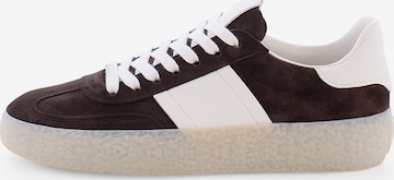 Baskets basses 'Pit' Kennel & Schmenger en marron : devant