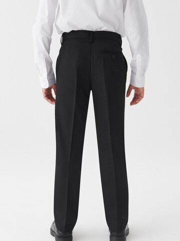 Next - regular Pantalón en negro