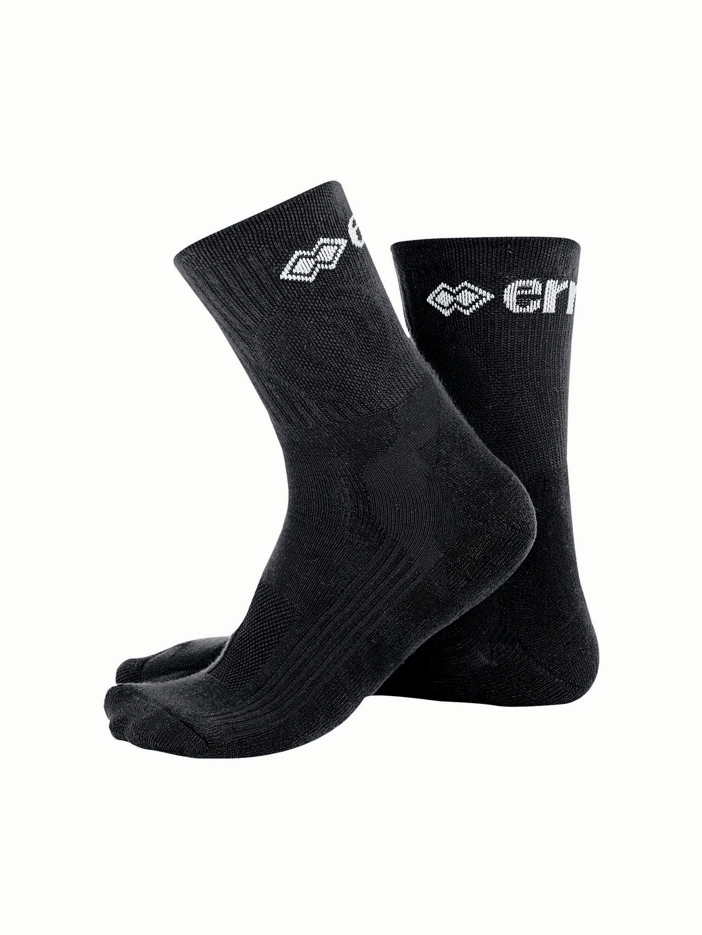 Chaussettes de sport 'Skip' Errea en noir : devant