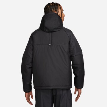 Nike Sportswear Between-Season Jacket in Black