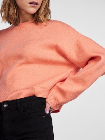 PIECES Pullover 'Hesa' in Orange