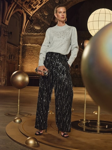 Pull-over love & roses en gris