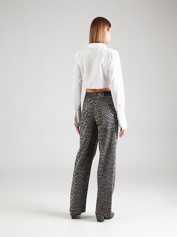Loosefit Jeans 'YASLEONORA' di YAS in nero